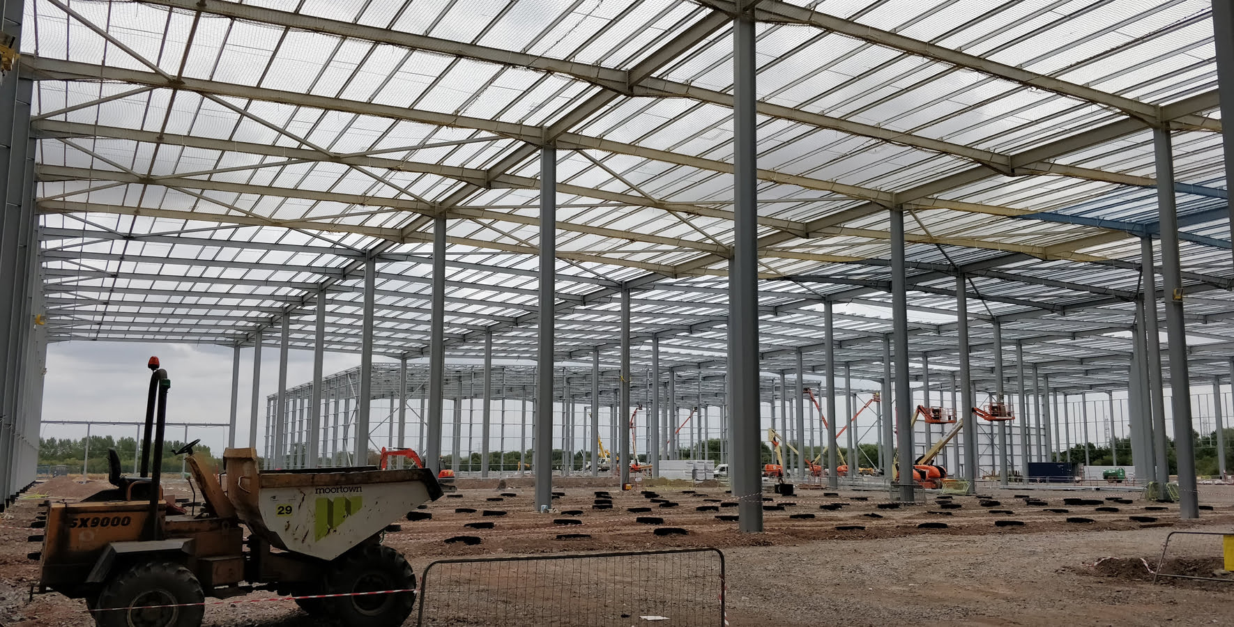 Aldi distribution centre - Billington Structures - steel framework